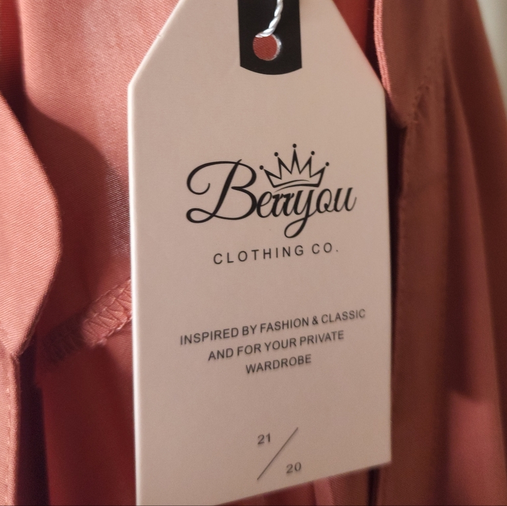 Berryou Tunic - Picture 9 of 10